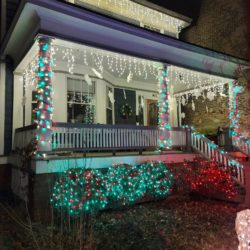 A Ravenswood home lit up for Ravenswood Light Up Nights!